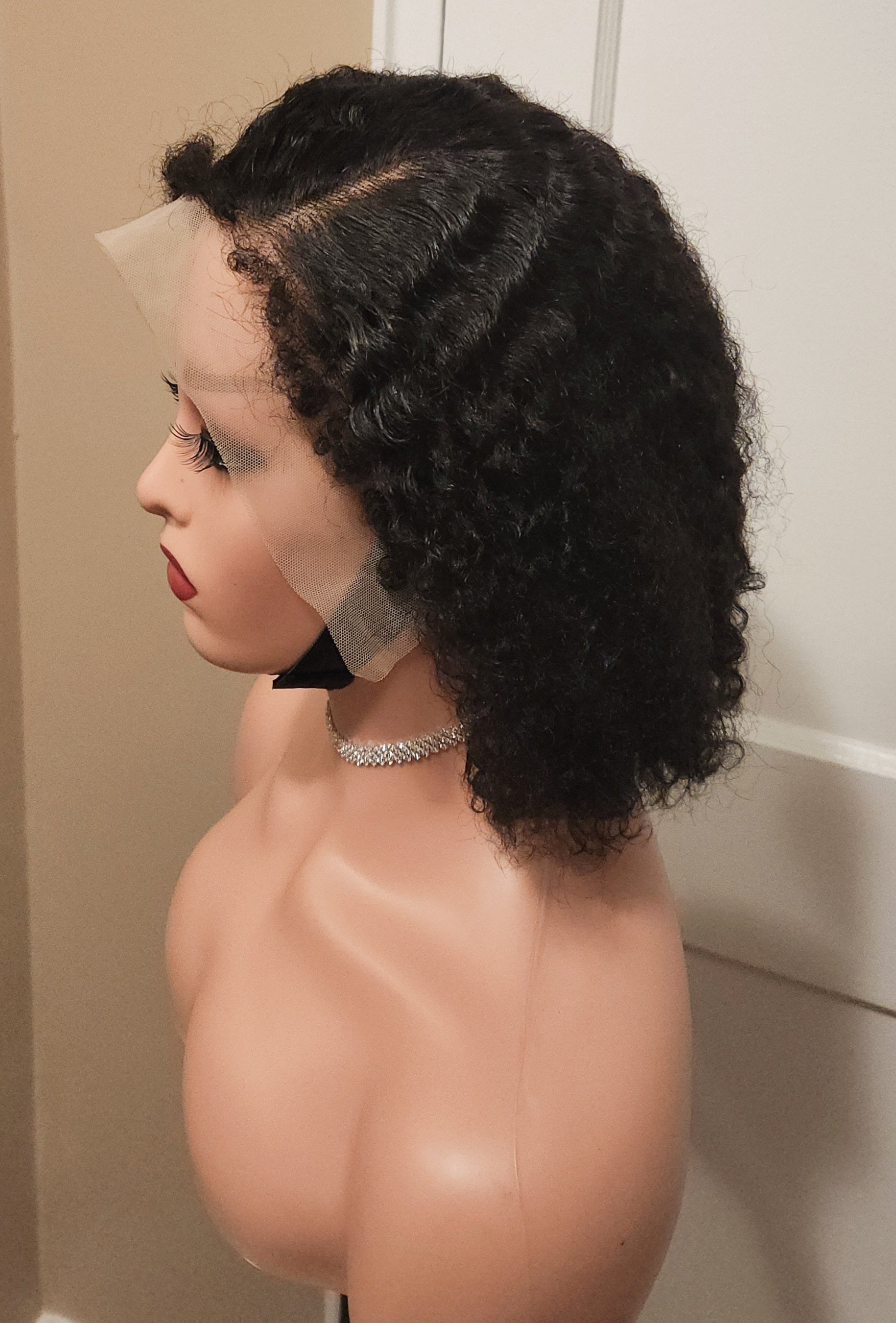 Mannequin Wearing Martbeauty LLC 4C edge Wig showing natural texture